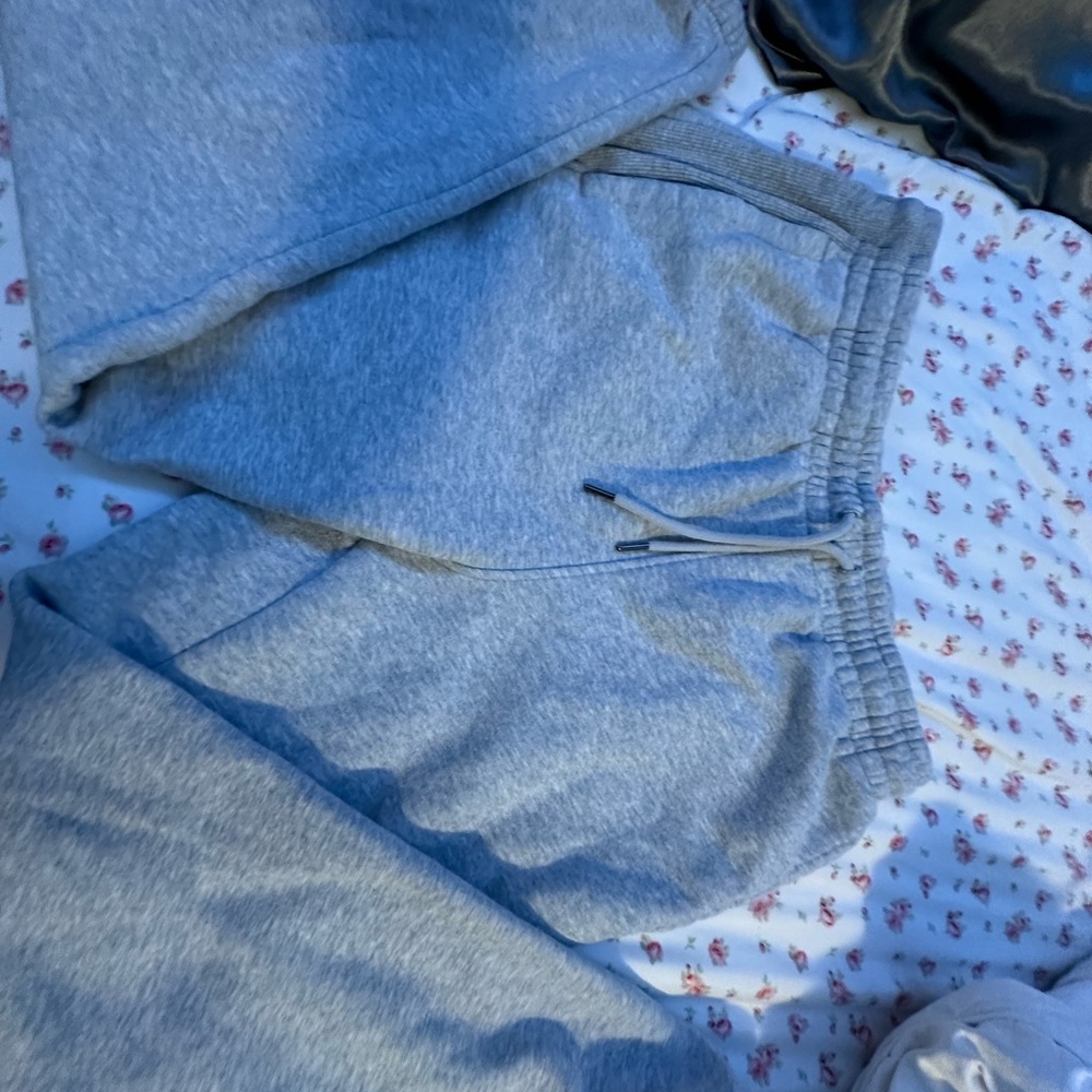 Gray women’s  Sweatpants